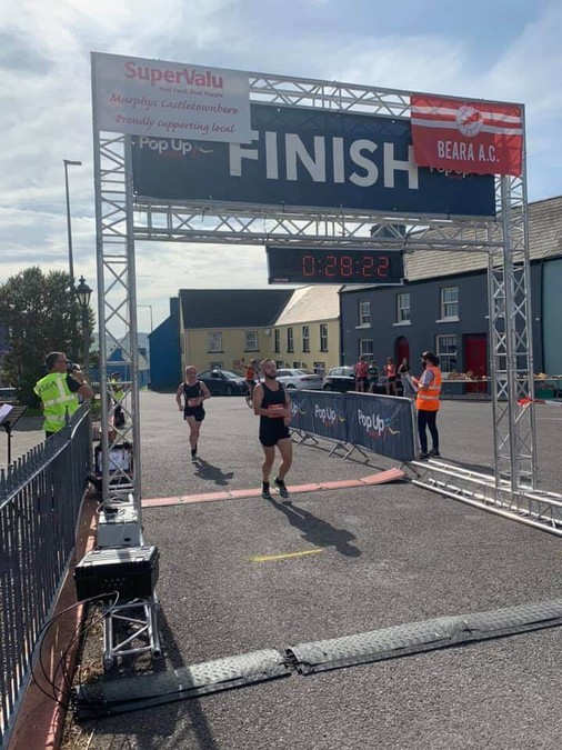 gary scully heart of allihies 5 mile winner 2020 photo pop up races