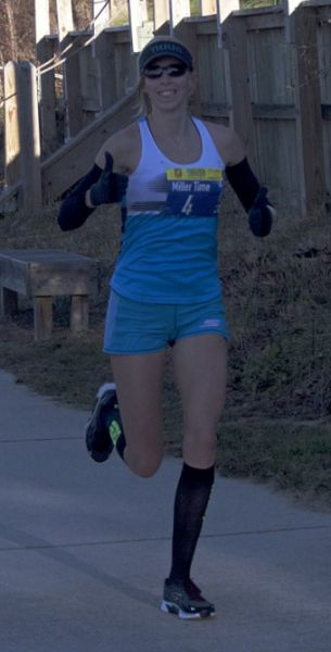 joyce miller curtin nbswomenmarathon 2016a