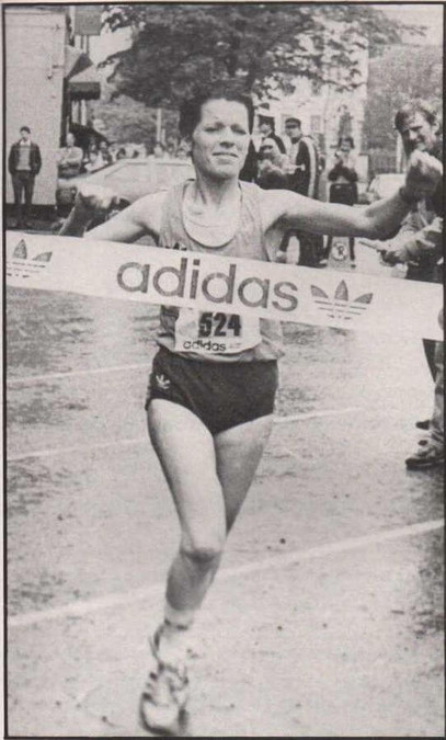 marion lyons st finbarrs ac wins cork city marathon 1986
