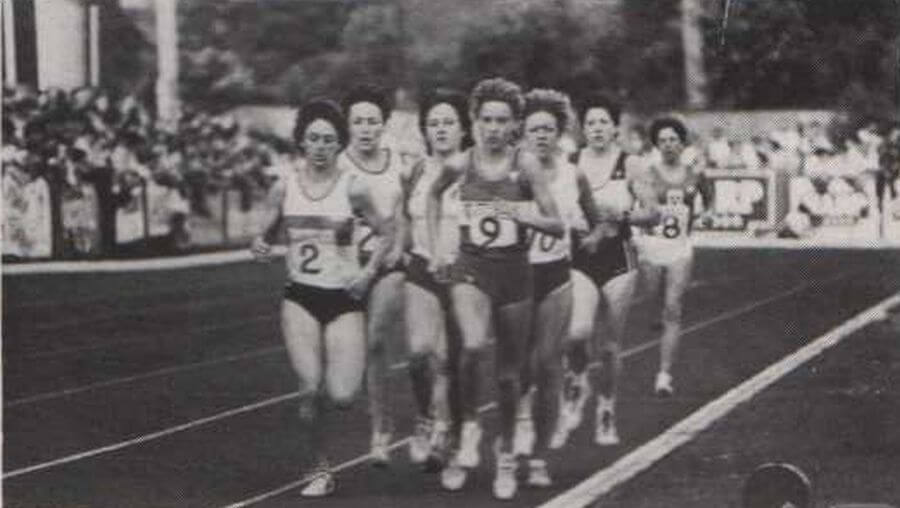 cork city sports 1986 liz lynch leads womens 3000m