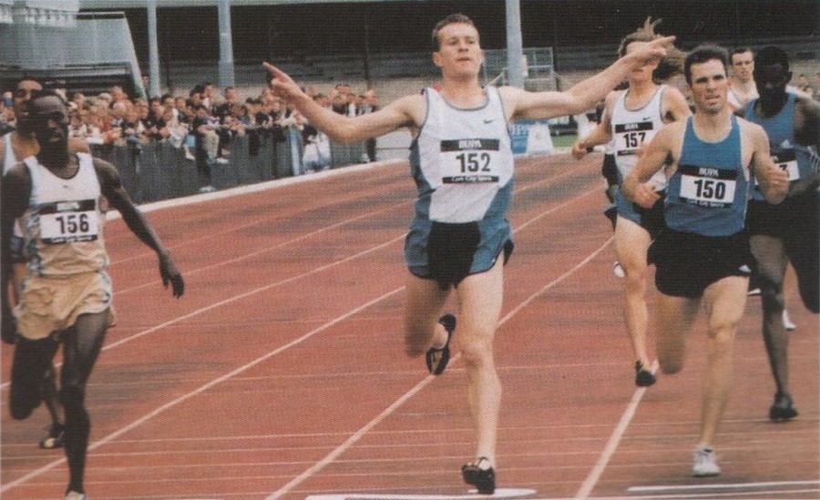 cork city sports 2002 james mcillroy wins 800m